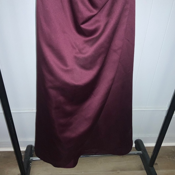 David’s Bridal burgundy satin formal prom dress 12 ruched waist boning crinoline - Picture 2 of 7